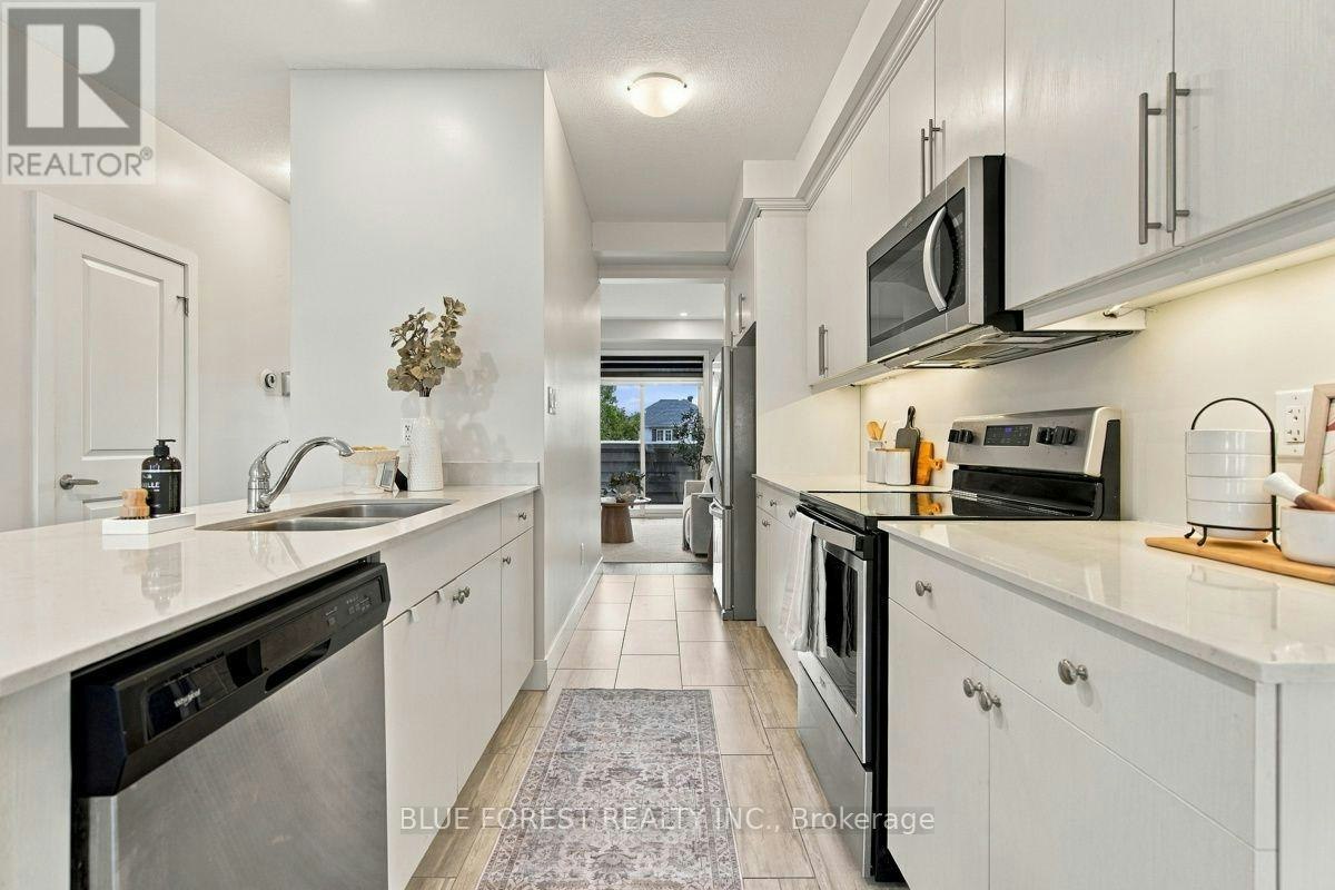 2112 Meadowgate Boulevard, London, ON, N6M 0H5 - 18
