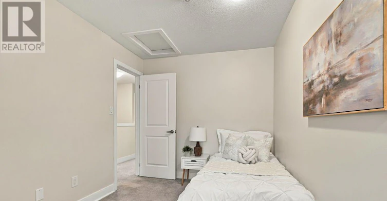 2112 Meadowgate Boulevard, London, ON, N6M 0H5 - 32