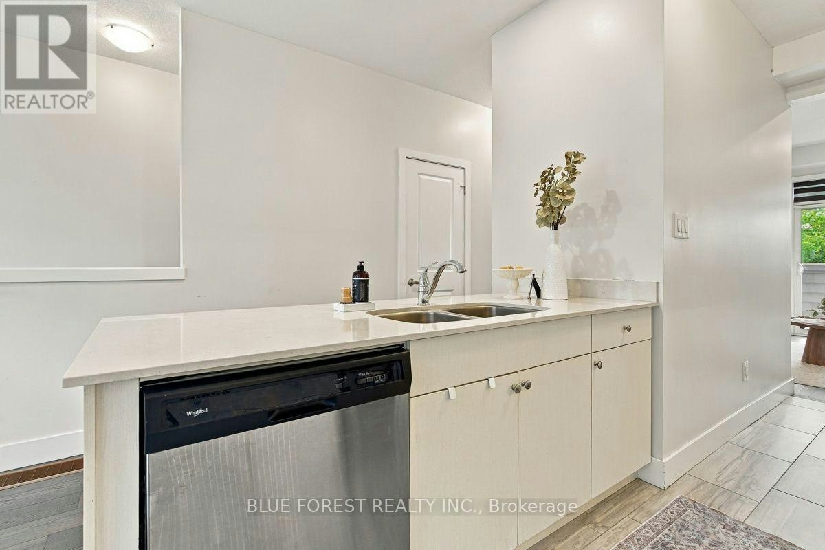 2112 Meadowgate Boulevard, London, ON, N6M 0H5 - 19