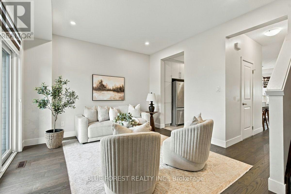2112 Meadowgate Boulevard, London, ON, N6M 0H5 - 14