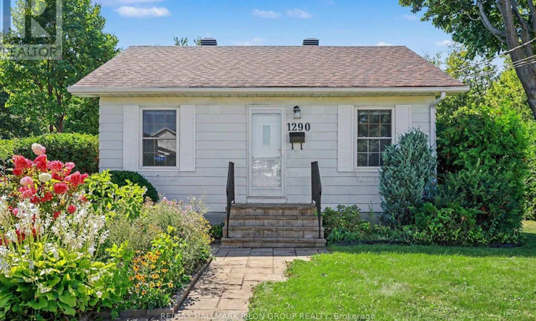 1290 St. Jean Street