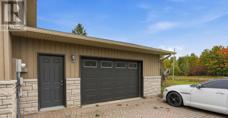 4806 Frank Kenny Road, Ottawa, ON, K0A 3H0 - 35