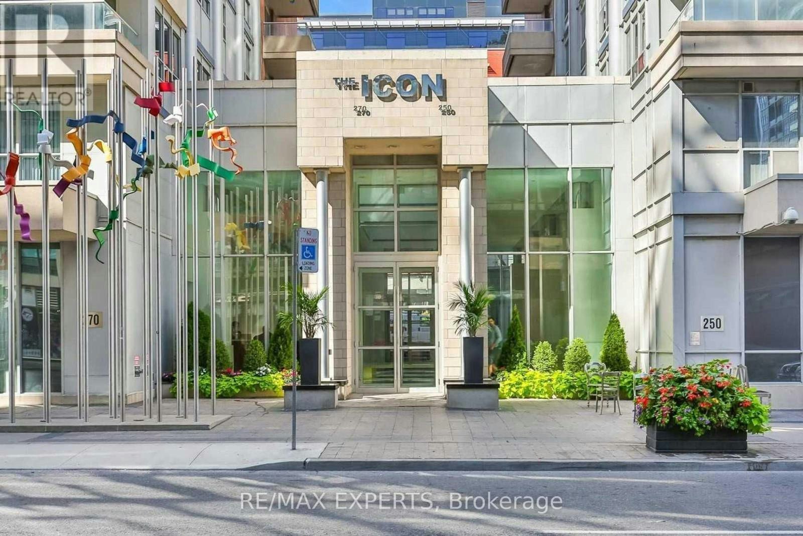 1428-250 Wellington Street, Toronto, ON, M5V 3P6