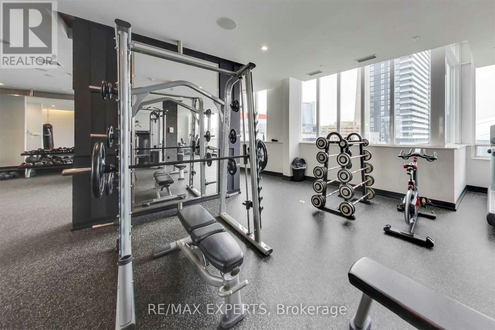 1428-250 Wellington Street, Toronto, ON, M5V 3P6 - 9
