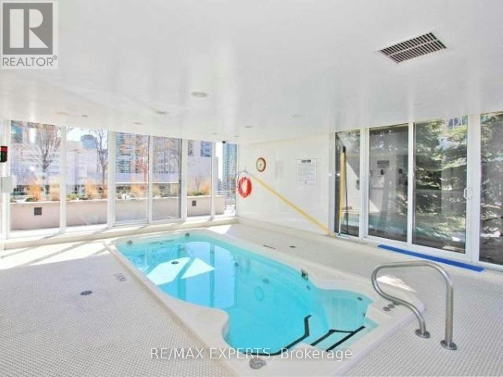 1428-250 Wellington Street, Toronto, ON, M5V 3P6 - 12