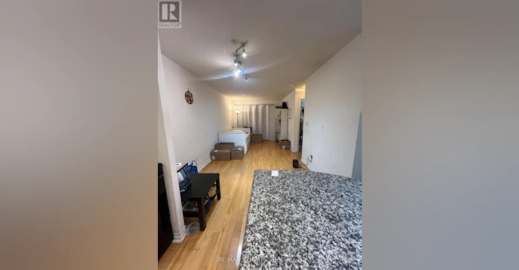 1428-250 Wellington Street, Toronto, ON, M5V 3P6 - 3