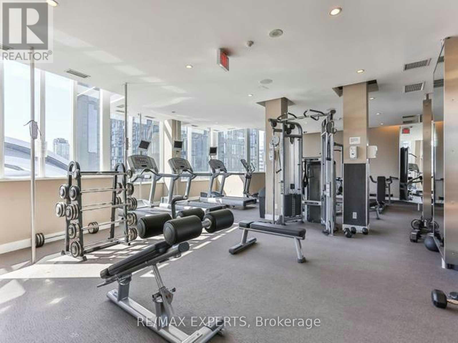 1428-250 Wellington Street, Toronto, ON, M5V 3P6 - 10