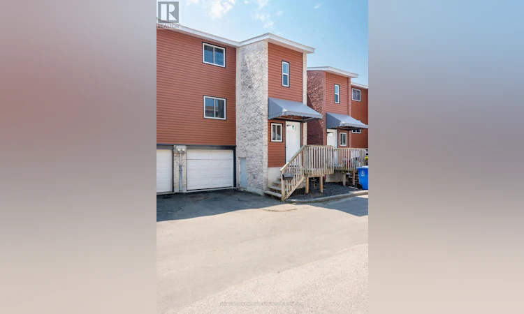 8-850 Lakeshore Drive