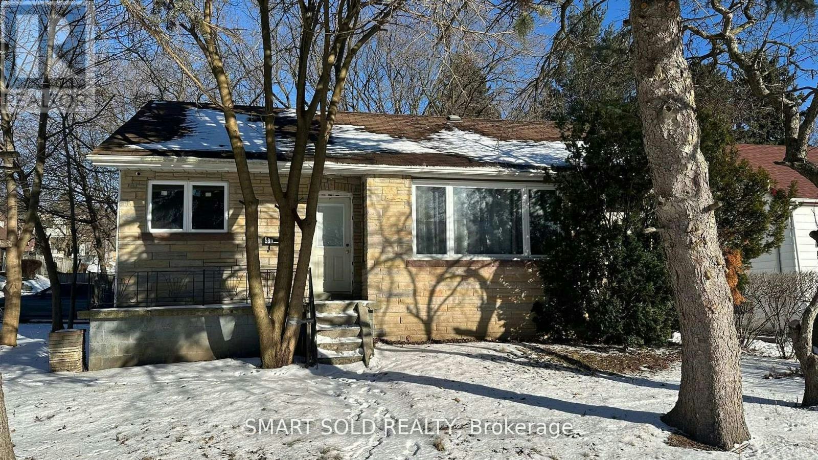 41 Maybourne (Basement Avenue, Toronto, ON, M1L 2V7