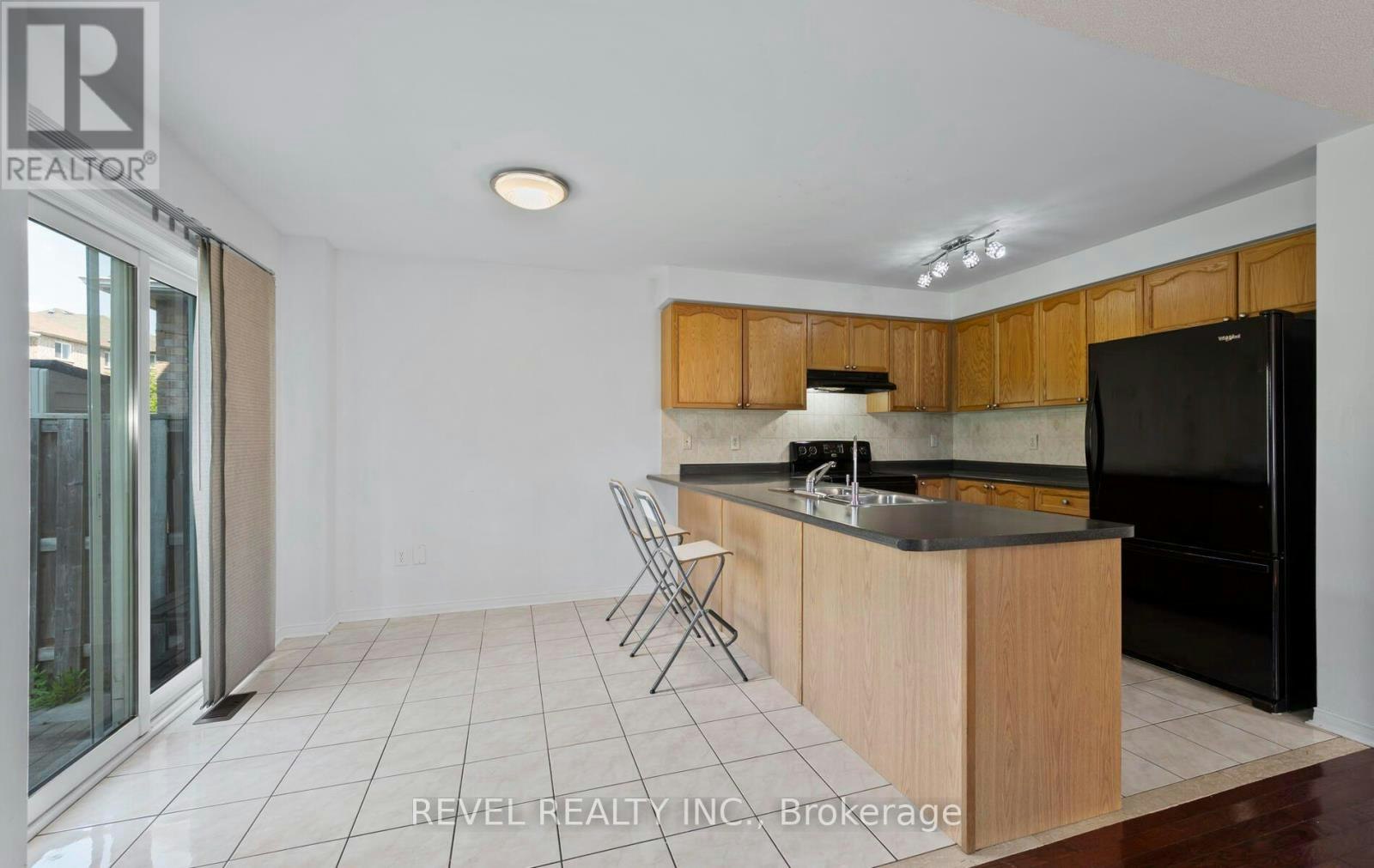 91 Oceanpearl Crescent, Whitby, ON, L1N 0C6 - 10