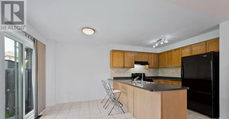 91 Oceanpearl Crescent, Whitby, ON, L1N 0C6 - 10
