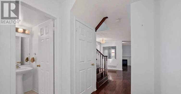91 Oceanpearl Crescent, Whitby, ON, L1N 0C6 - 3