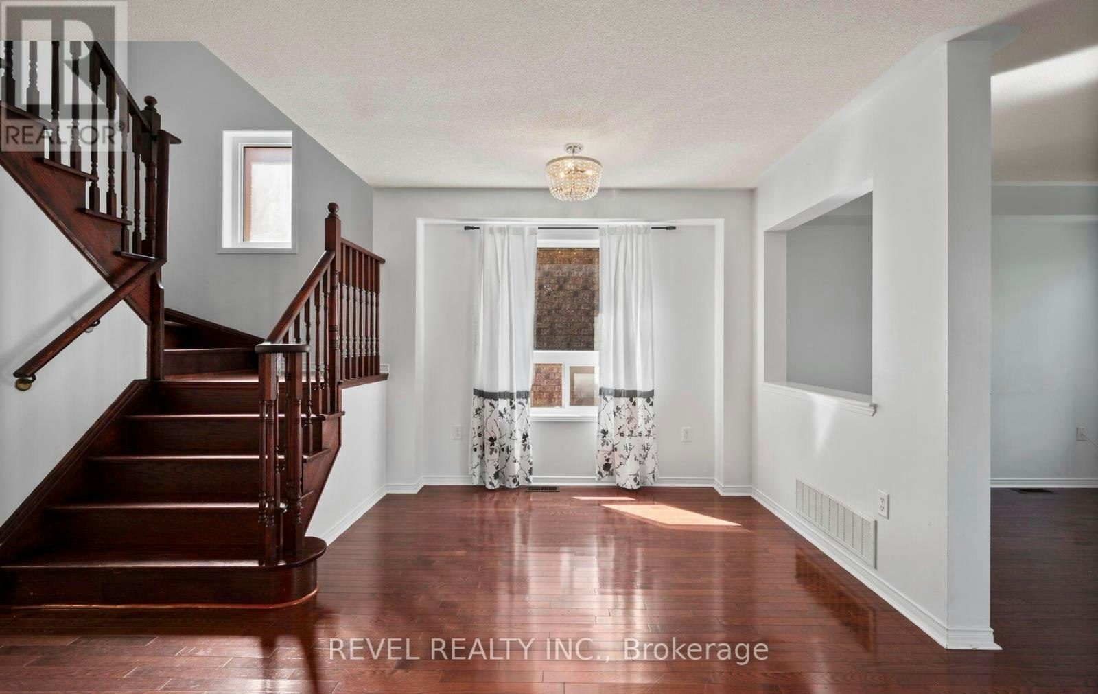 91 Oceanpearl Crescent, Whitby, ON, L1N 0C6 - 5