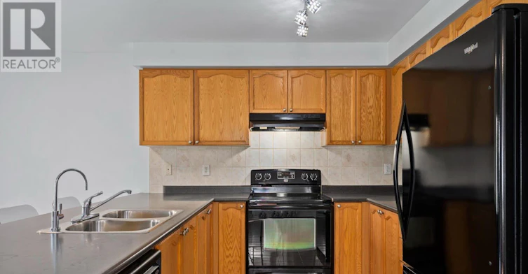 91 Oceanpearl Crescent, Whitby, ON, L1N 0C6 - 8