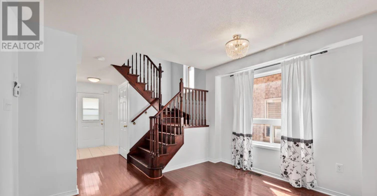91 Oceanpearl Crescent, Whitby, ON, L1N 0C6 - 4