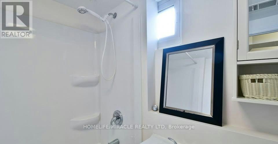 584 Montgomery Street, Oshawa, ON, L1H 7K2 - 6