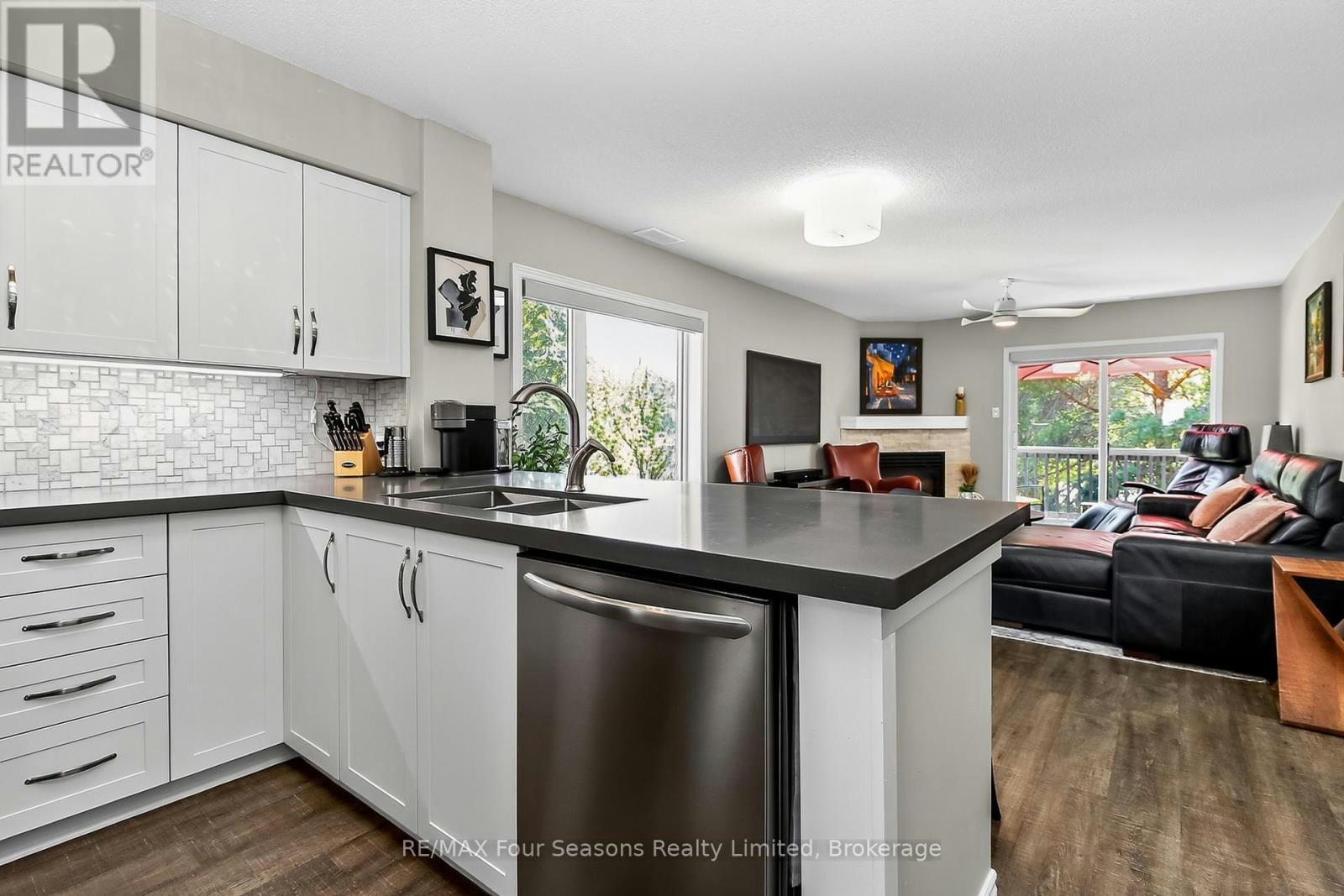 312 Mariners Way, Collingwood, ON, L9Y 5C7 - 7