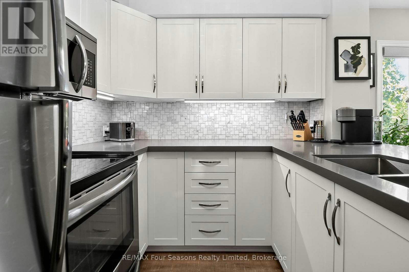 312 Mariners Way, Collingwood, ON, L9Y 5C7 - 8
