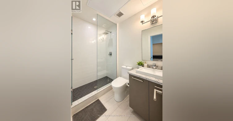 319-101 Cathedral High Street, Markham, ON, L6C 3L8 - 13