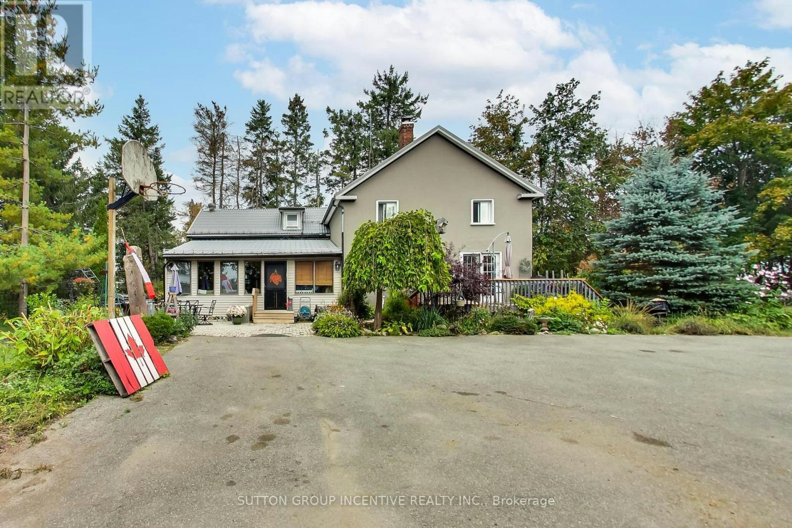 1724 Penetanguishe Road, Oro-Medonte, ON, L9X 1Z4