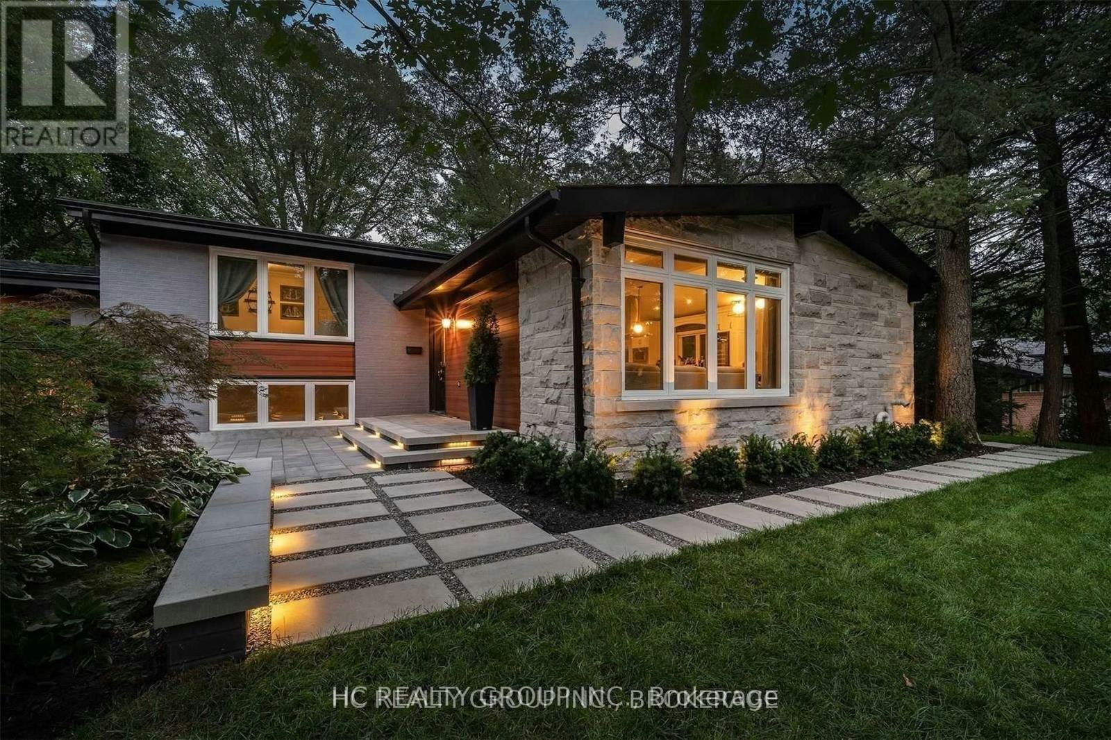 1513 Merrow Road, Mississauga, ON, L5J 3C4 - 9