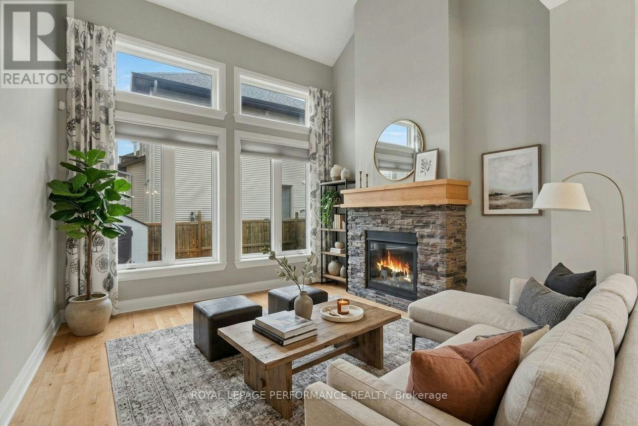 208 Butterfly Walk, Ottawa, ON, K1W 0G6 - 6