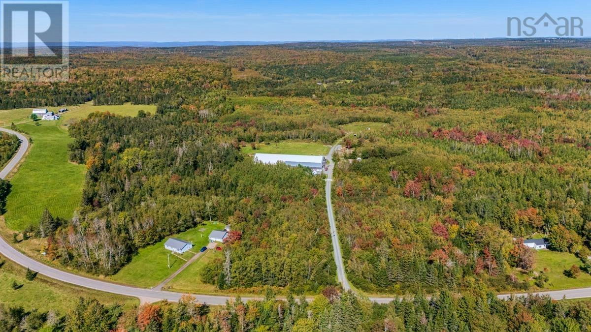 1554 Pleasant Valley Road, Green Creek, NS, B0N 1C0