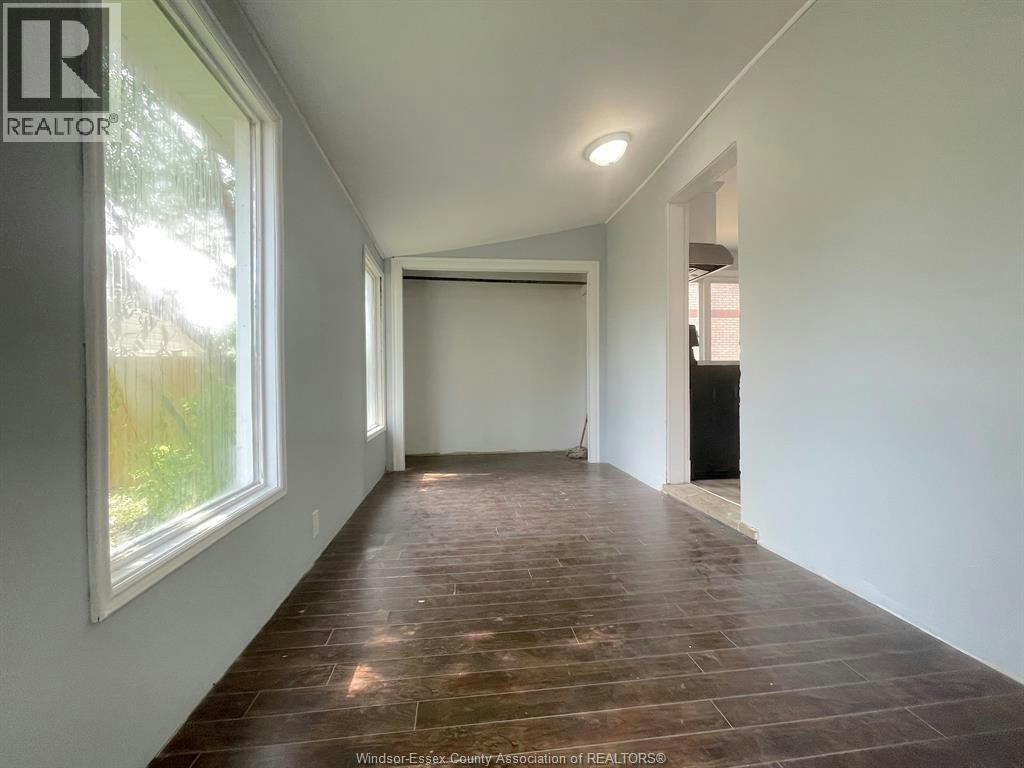 1741 Hickory Road, Windsor, ON, N8Y 3T4 - 3