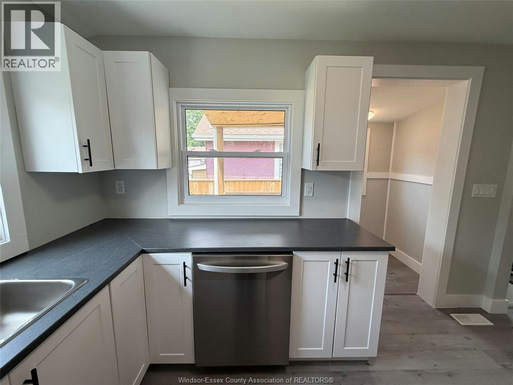 1539 Windermere Road, Windsor, ON, N8Y 3G2 - 13