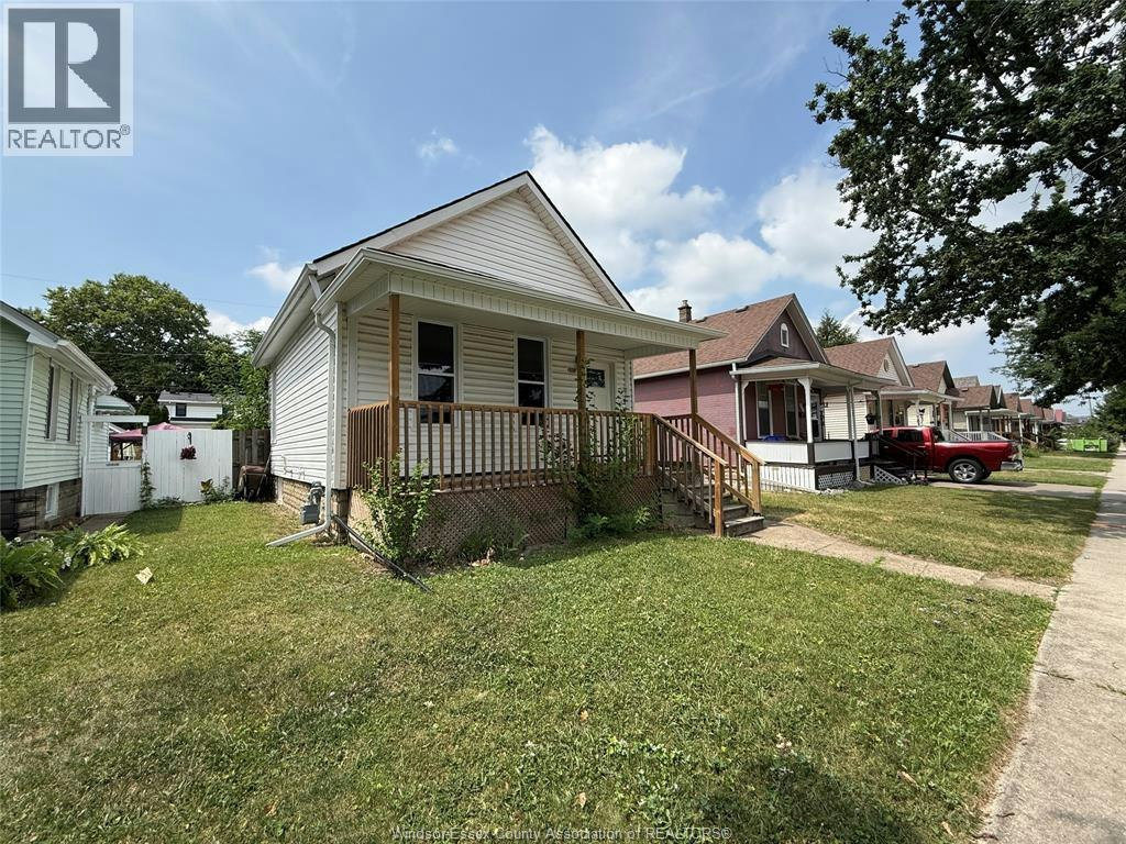 1539 Windermere Road, Windsor, ON, N8Y 3G2 - 3