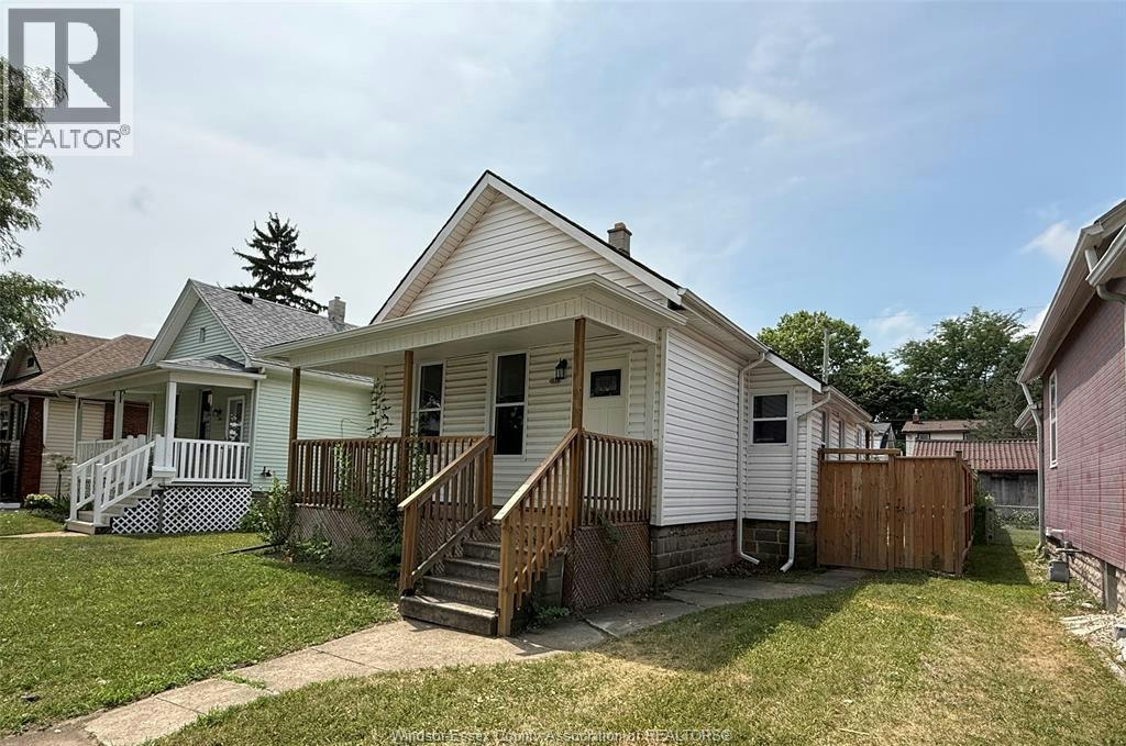 1539 Windermere Road, Windsor, ON, N8Y 3G2 - 2