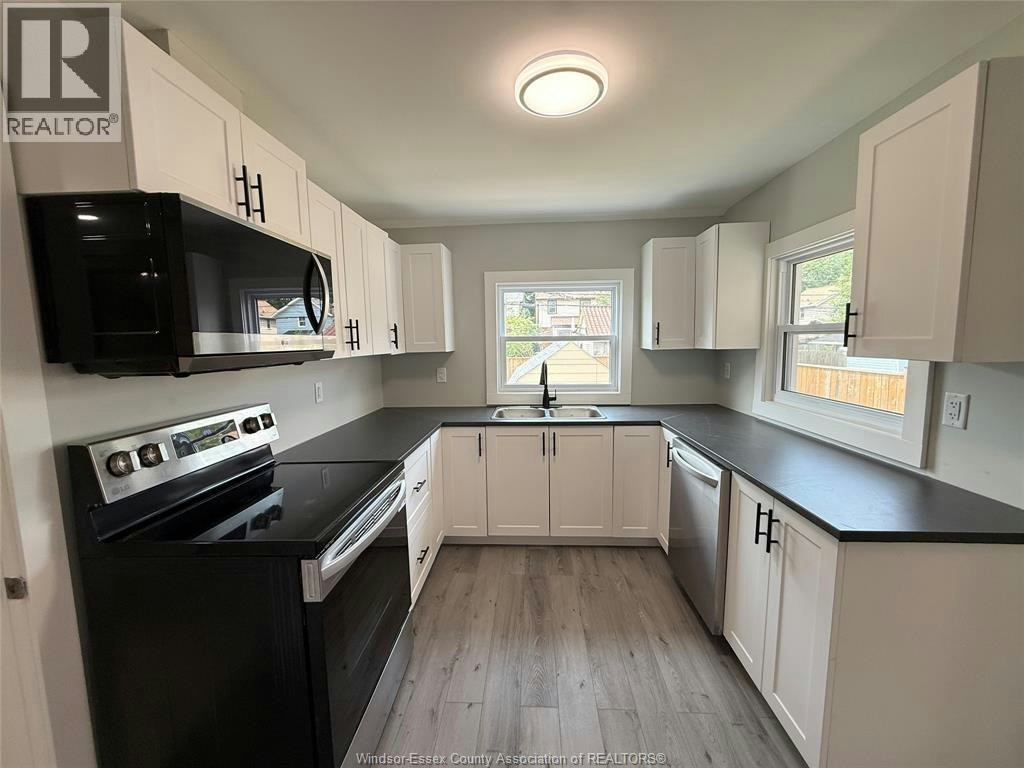1539 Windermere Road, Windsor, ON, N8Y 3G2 - 15