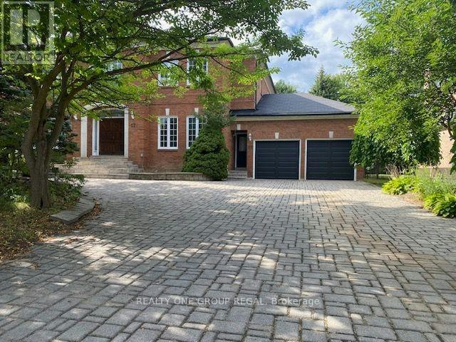 17 Dunloe Road, Richmond Hill, ON, L4B 2H6