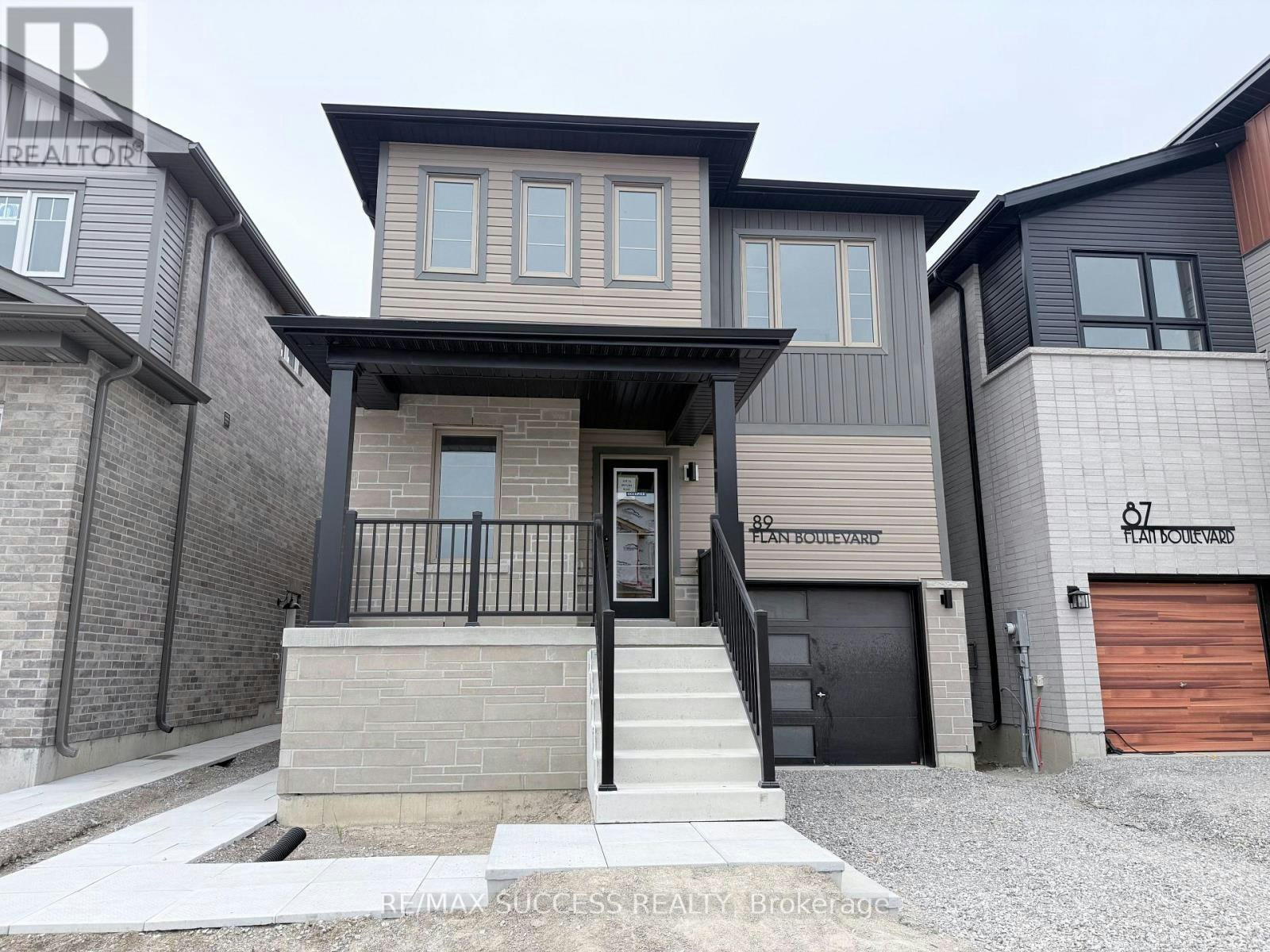 89 Flan Boulevard, Barrie, ON, L9J 1C6