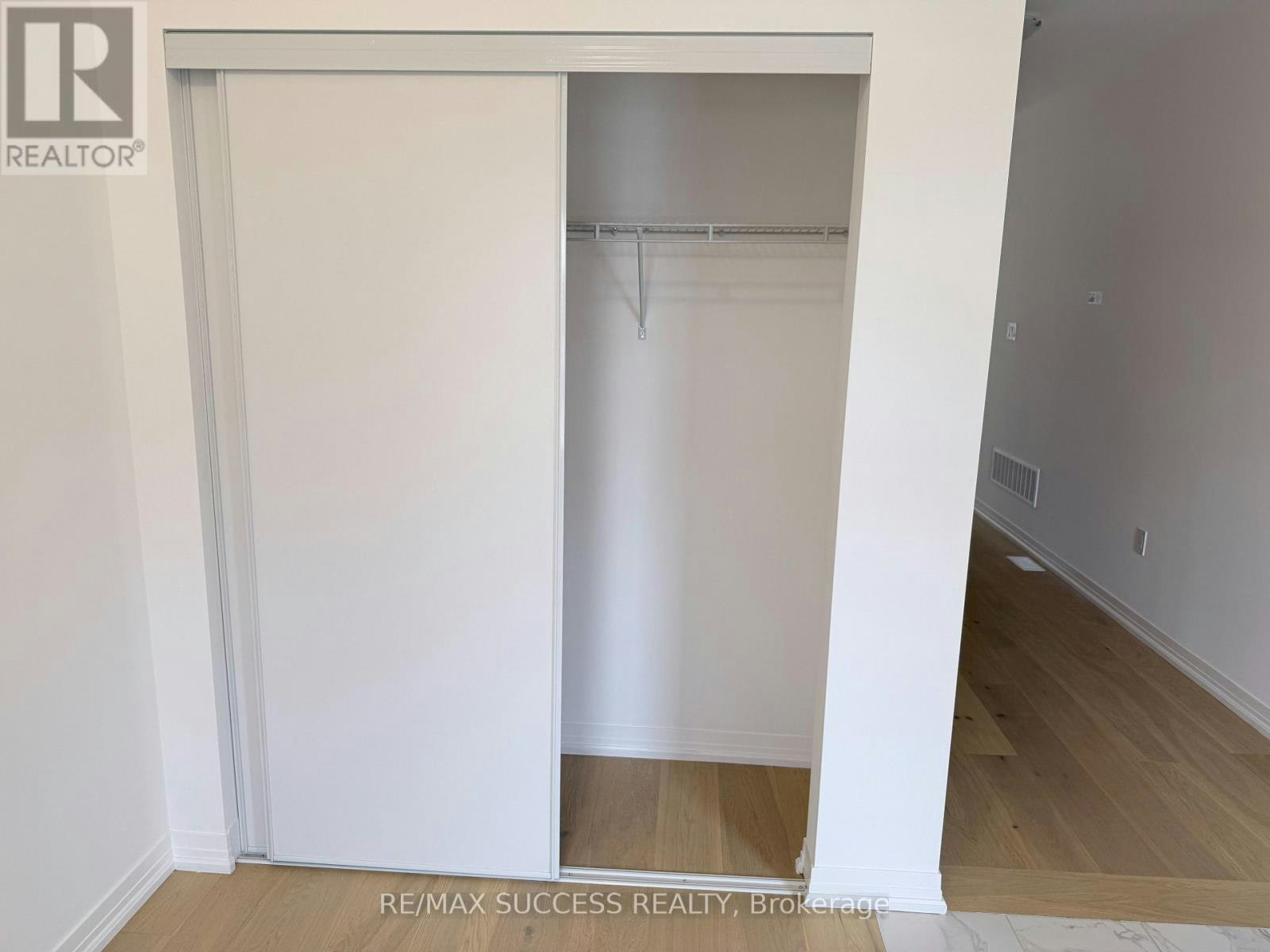 89 Flan Boulevard, Barrie, ON, L9J 1C6 - 13