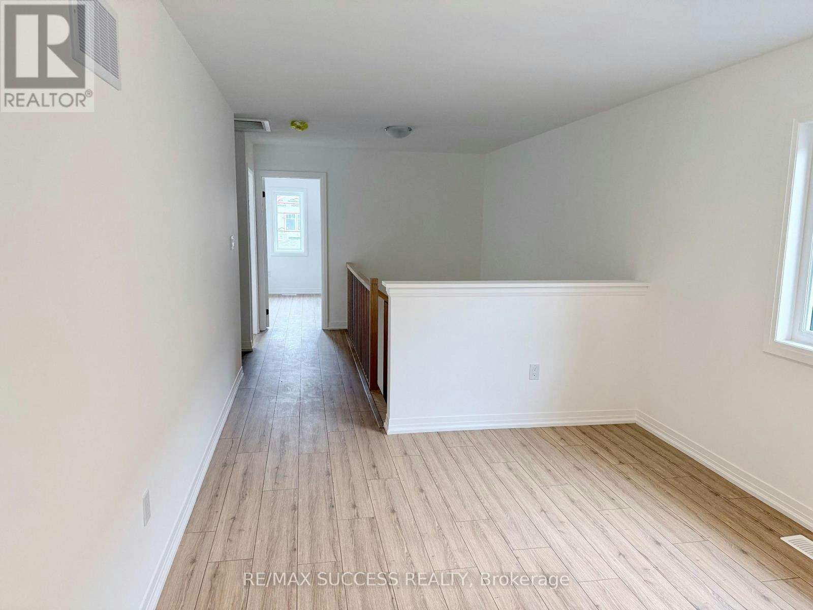89 Flan Boulevard, Barrie, ON, L9J 1C6 - 6