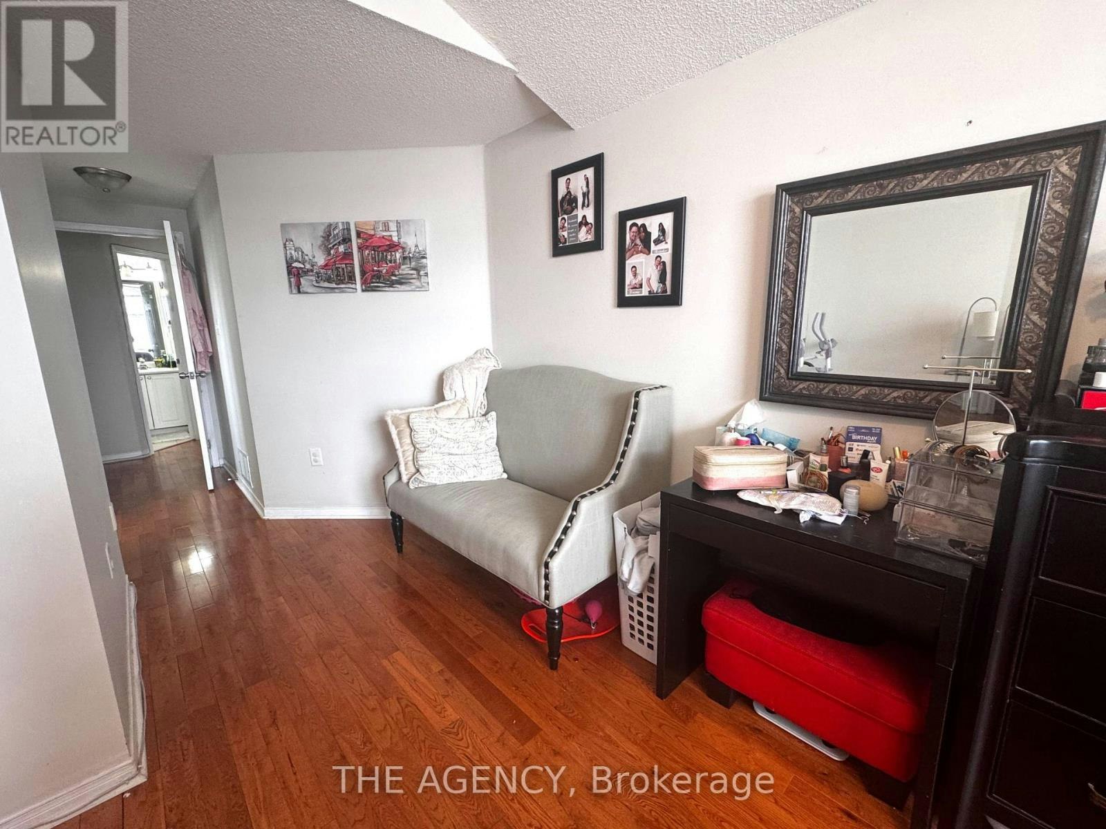 18 Srigley Street, Barrie, ON, L4N 0L9 - 9