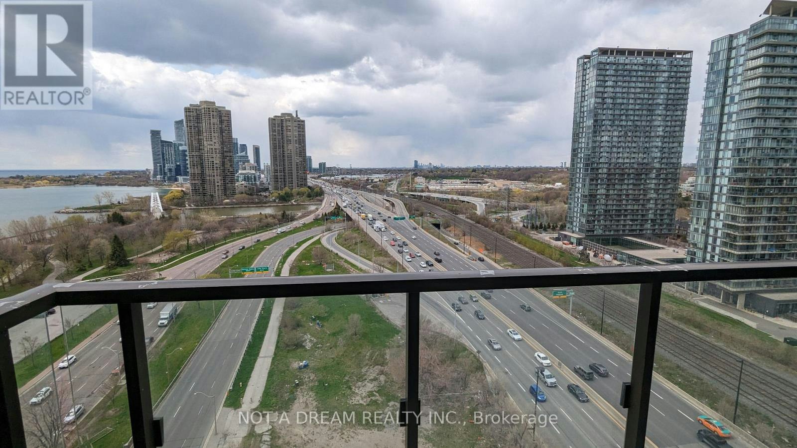 1911-1928 Lakeshore Boulevard W, Toronto, ON, M6S 0B1 - 12