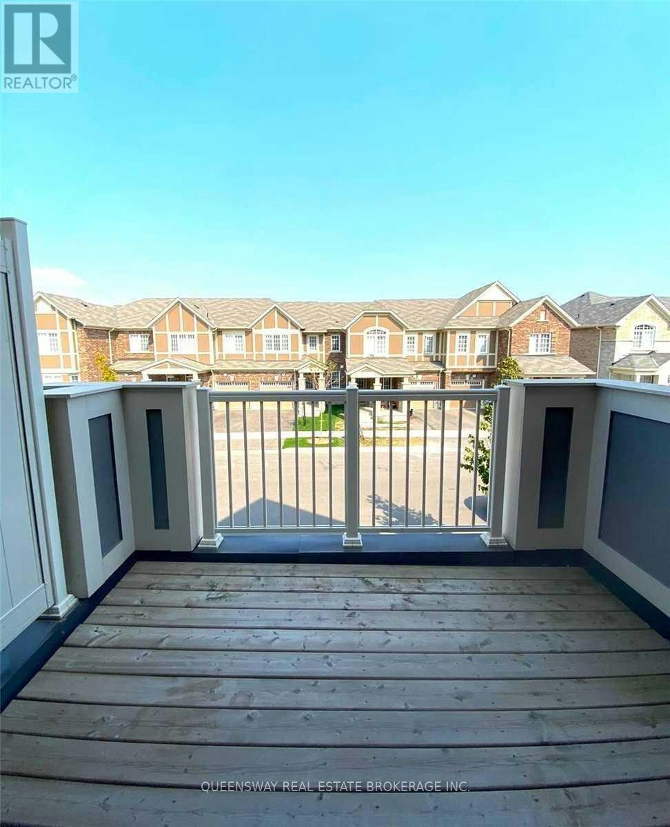 649 Laking Terrace, Milton, ON, L9T 9J2 - 2