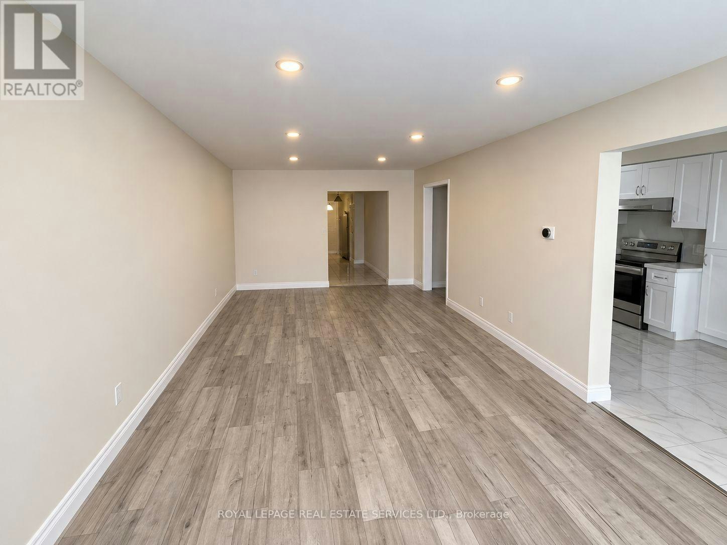 742 Winterton Way, Mississauga, ON, L5R 3L6 - 4