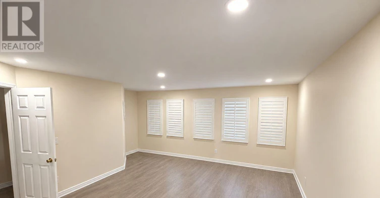 742 Winterton Way, Mississauga, ON, L5R 3L6 - 7