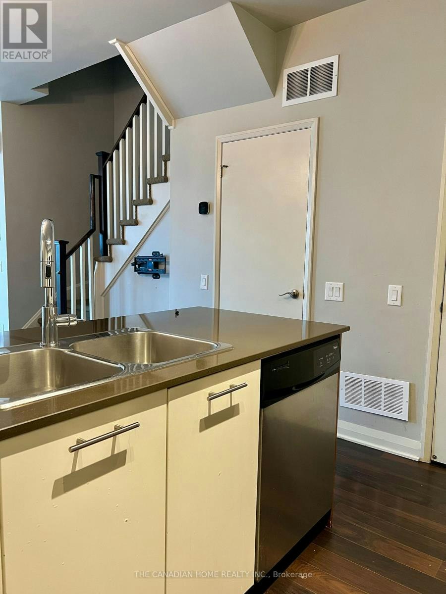46-23 Valhalla Inn Road, Toronto, ON, M9B 3Z7 - 6