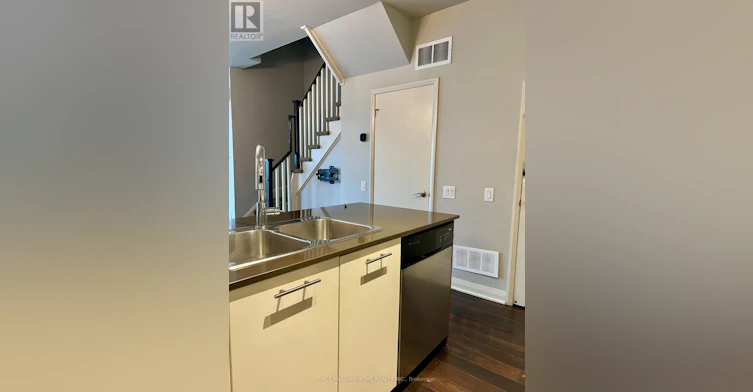 46-23 Valhalla Inn Road, Toronto, ON, M9B 3Z7 - 6