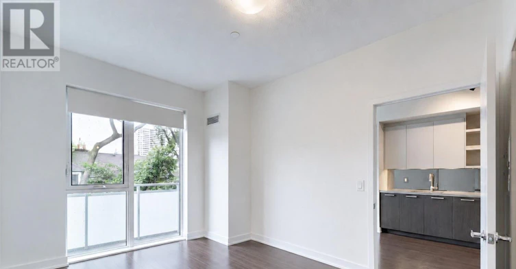 323-1830 Bloor Street W, Toronto, ON, M6P 0A2 - 12