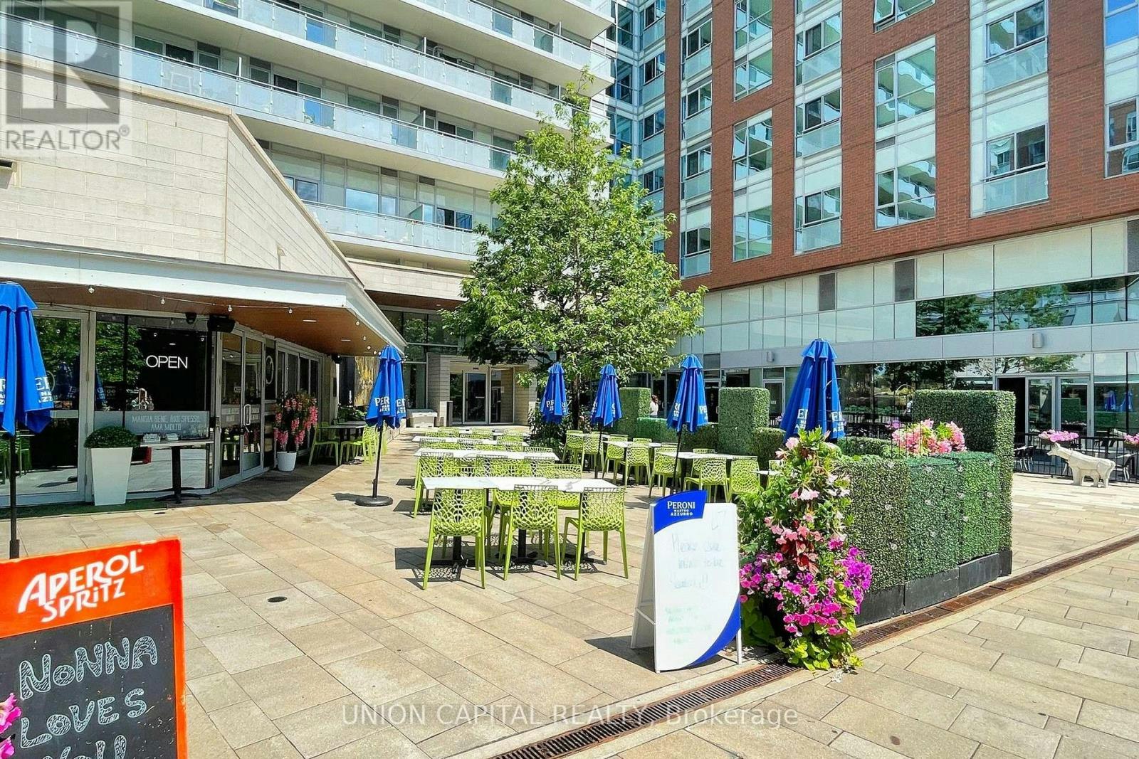 323-1830 Bloor Street W, Toronto, ON, M6P 0A2 - 29