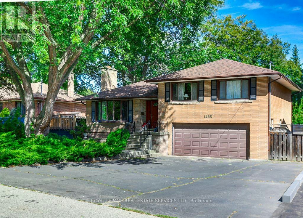 1463 Garnet Avenue, Mississauga, ON, L5G 4C5
