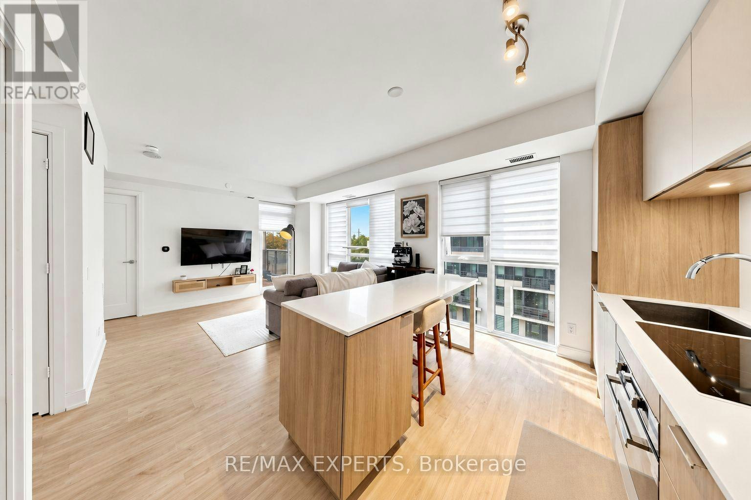 305-70 Annie Craig Drive, Toronto, ON, M8V 0G2 - 9