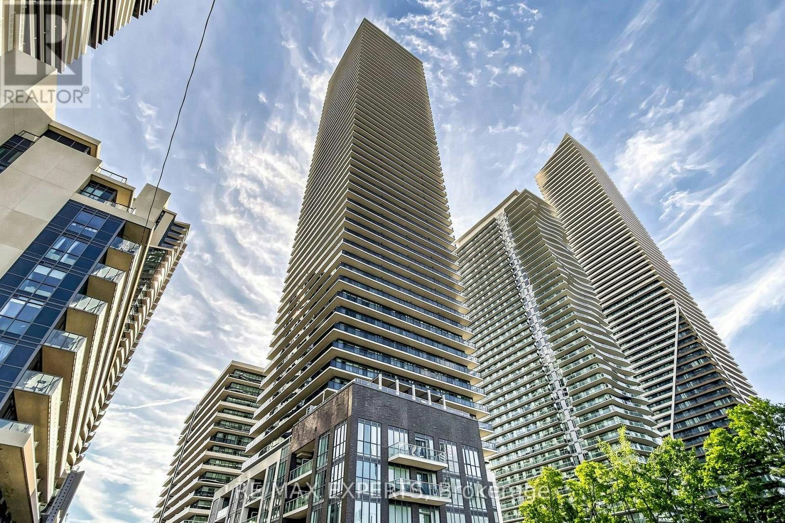 305-70 Annie Craig Drive, Toronto, ON, M8V 0G2