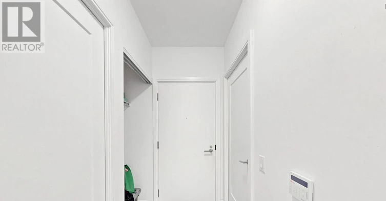 305-70 Annie Craig Drive, Toronto, ON, M8V 0G2 - 3