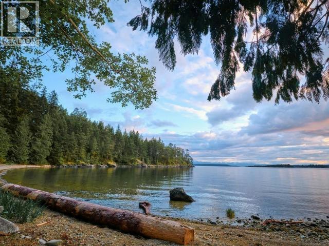 SL-28 Sarah Point Road, Campbell River Area Small Islands, BC, V0N 2G0